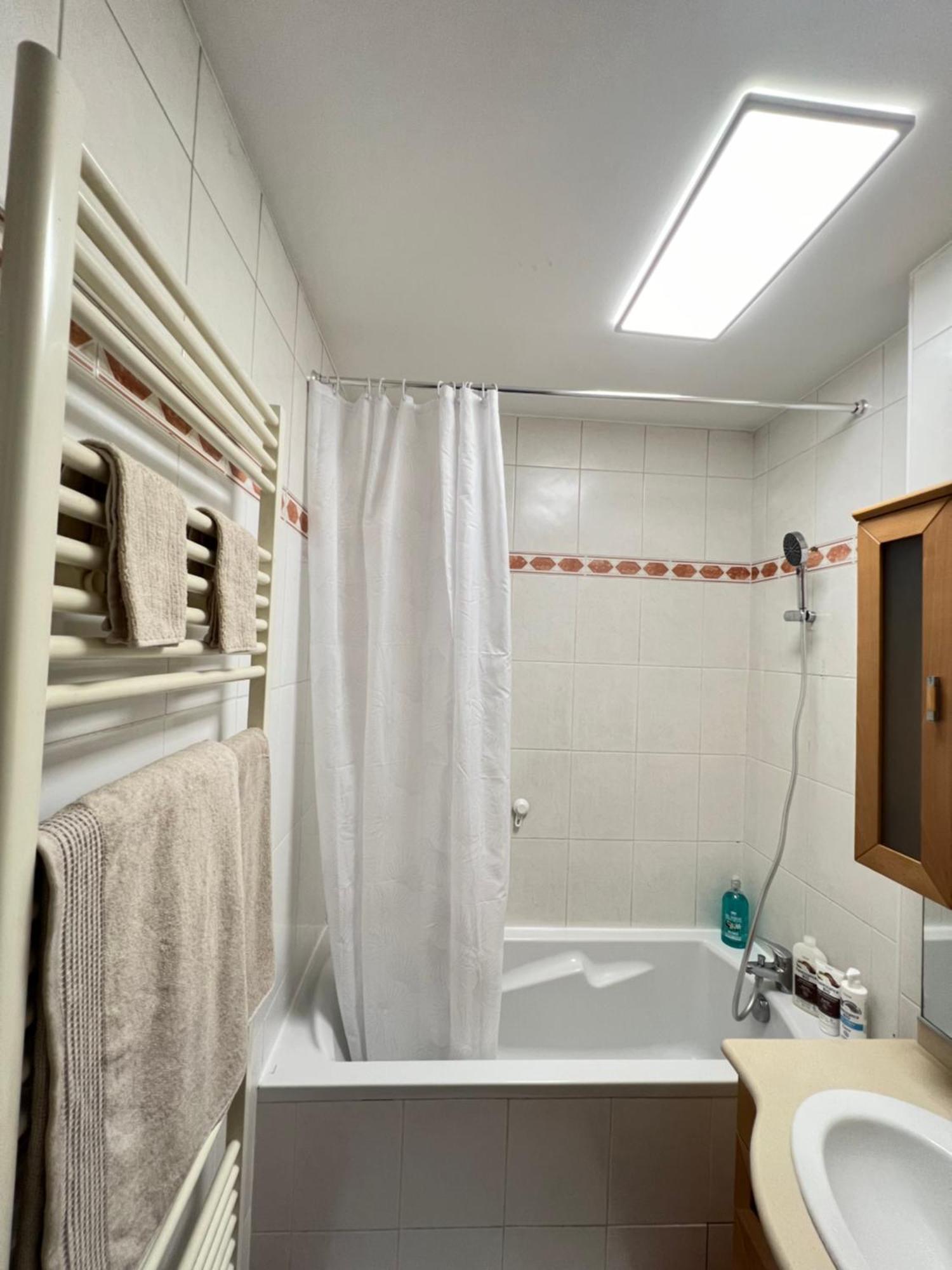 Appartement Coquelicot 25Km Paris Et Disney Pontault-Combault Exteriör bild