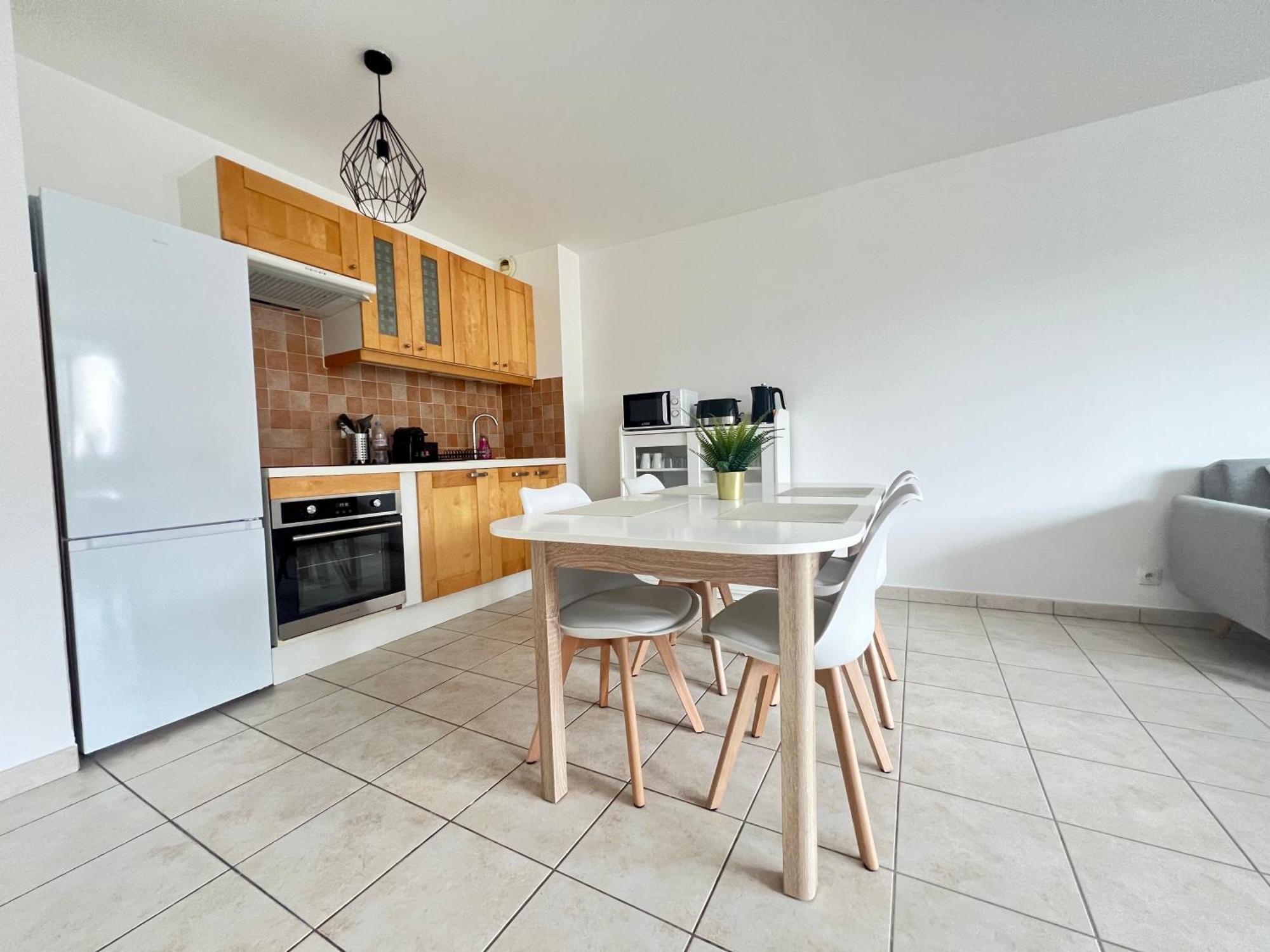 Appartement Coquelicot 25Km Paris Et Disney Pontault-Combault Exteriör bild
